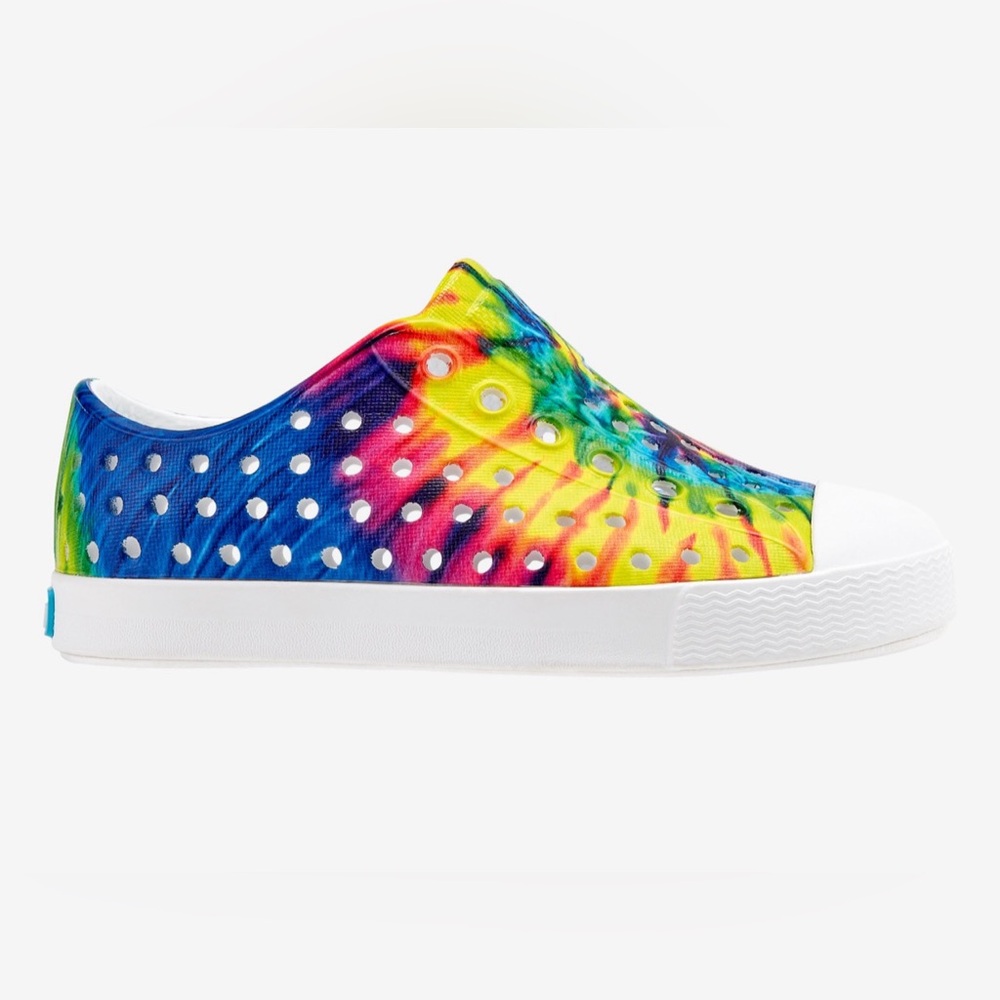 Native Kids Tie-Dye Water Shoes - Multicolor. Good. Condition. Size 12